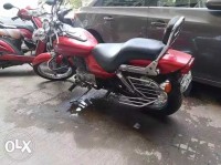 Bajaj Avenger 200 DTS-i