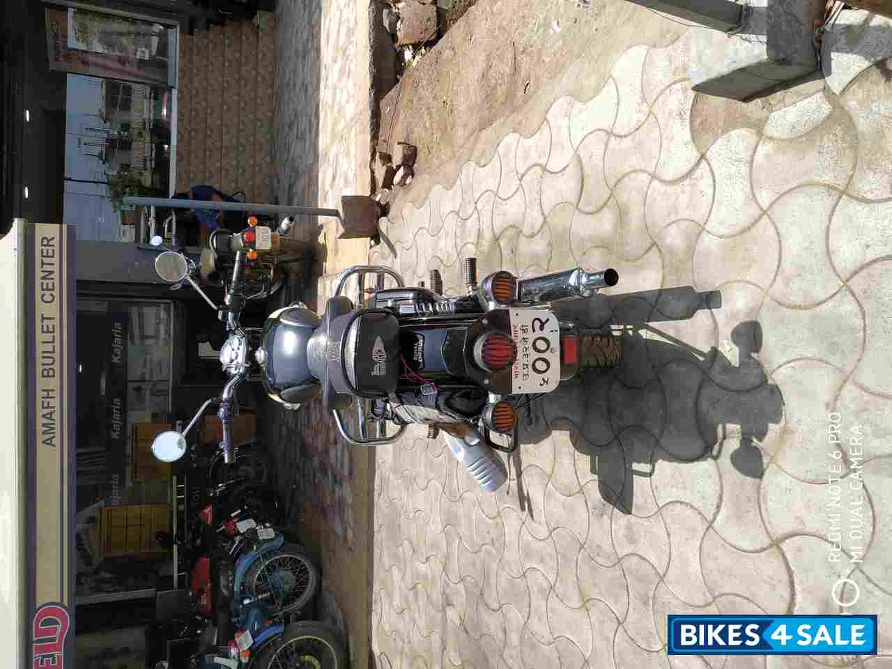 Black Royal Enfield Classic 350