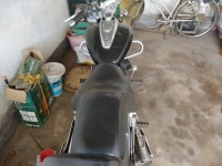 Black Bajaj Avenger 220 DTS-i