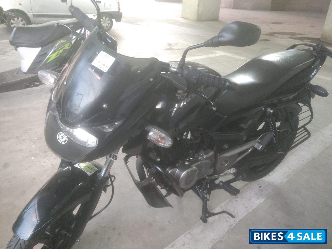 Black Bajaj Pulsar 150 DTSi