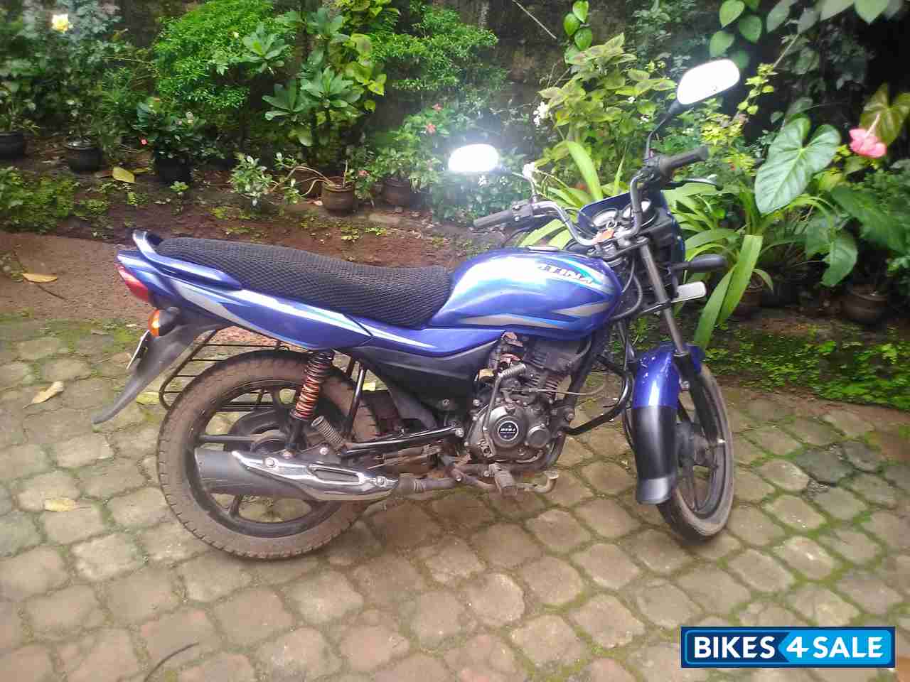 Bajaj Platina 100 ES Bajaj Platina 100 ES