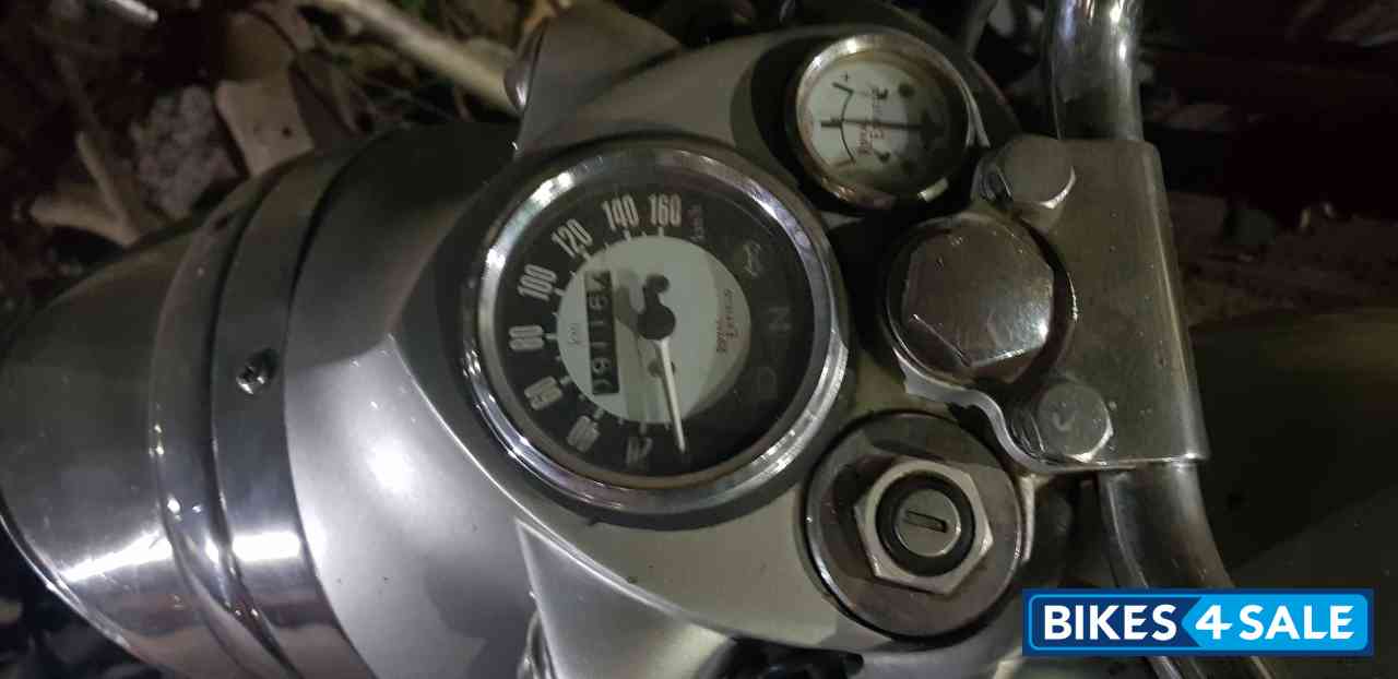 Silver Royal Enfield Classic 350