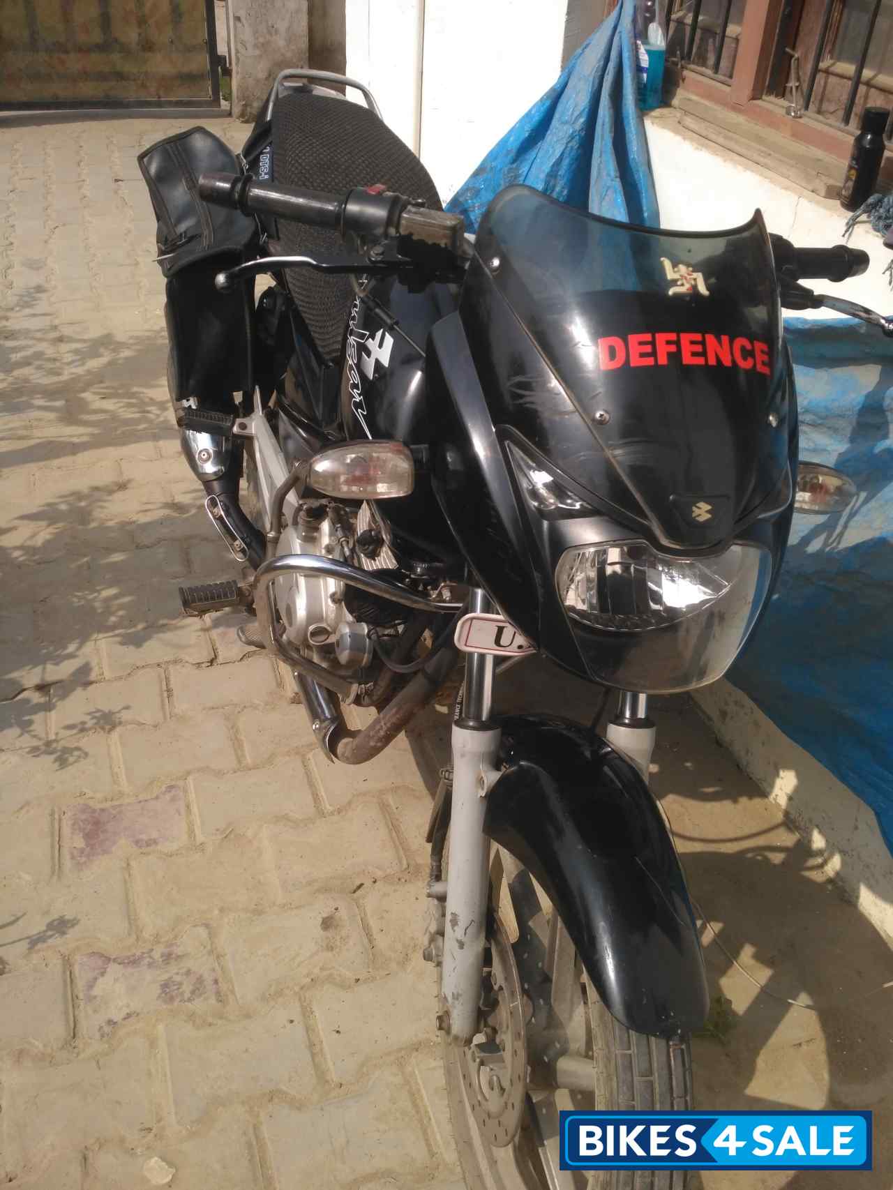 Black Bajaj Pulsar 150 DTSi
