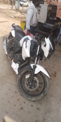 TVS Apache RTR 160 2017 Model