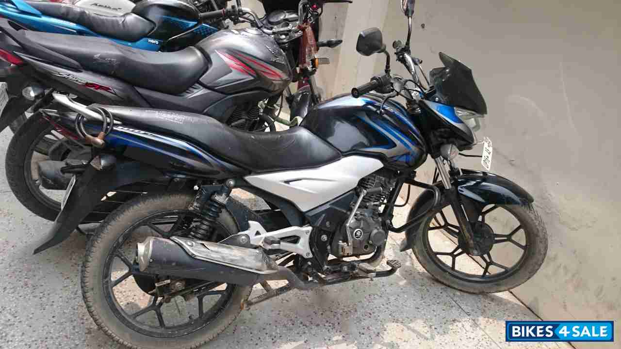 Black-blue Bajaj Discover 100T