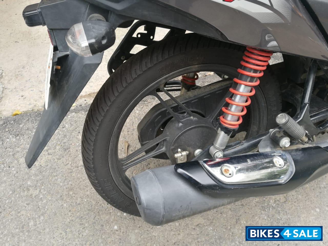 Grey Metallic Honda CB Shine SP