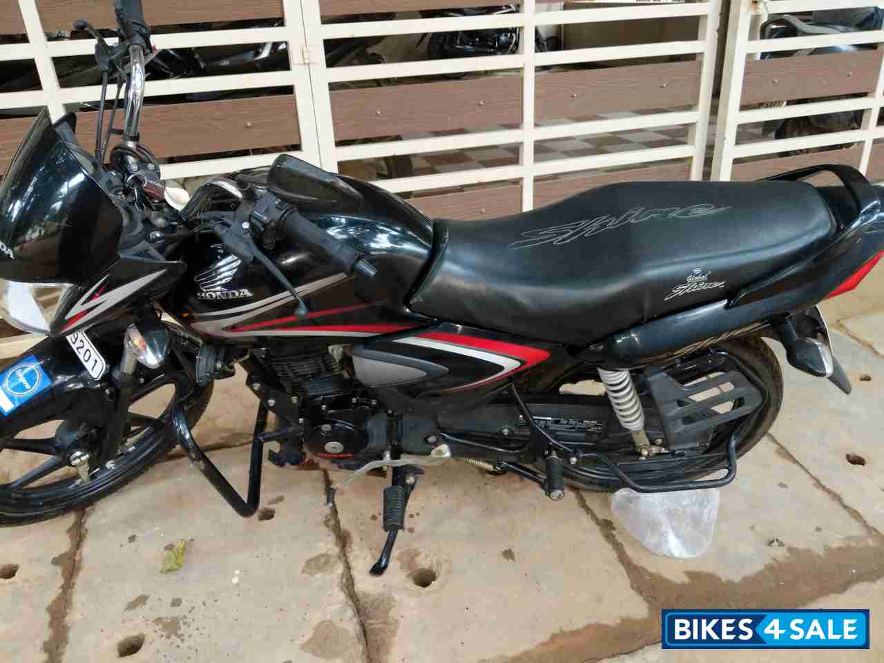 Black Red Honda CB Shine