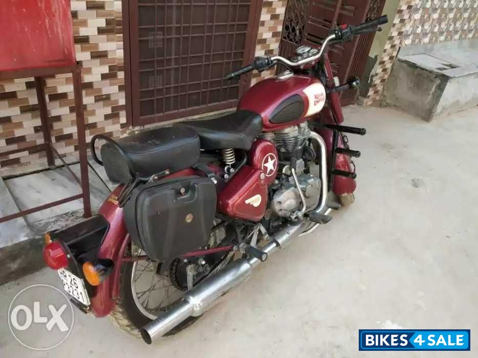 Mehroon Royal Enfield Classic 350