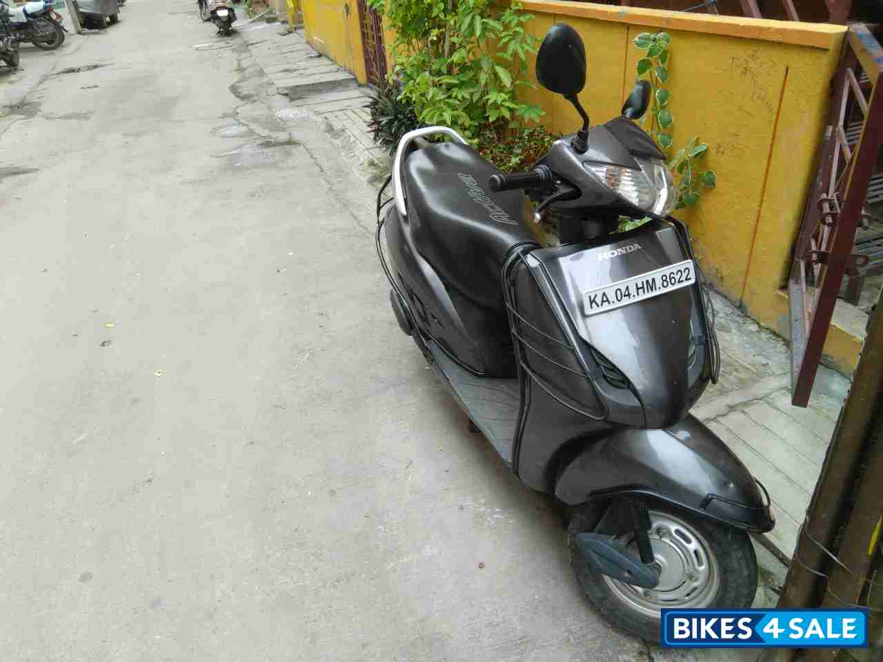 Grey Honda Activa