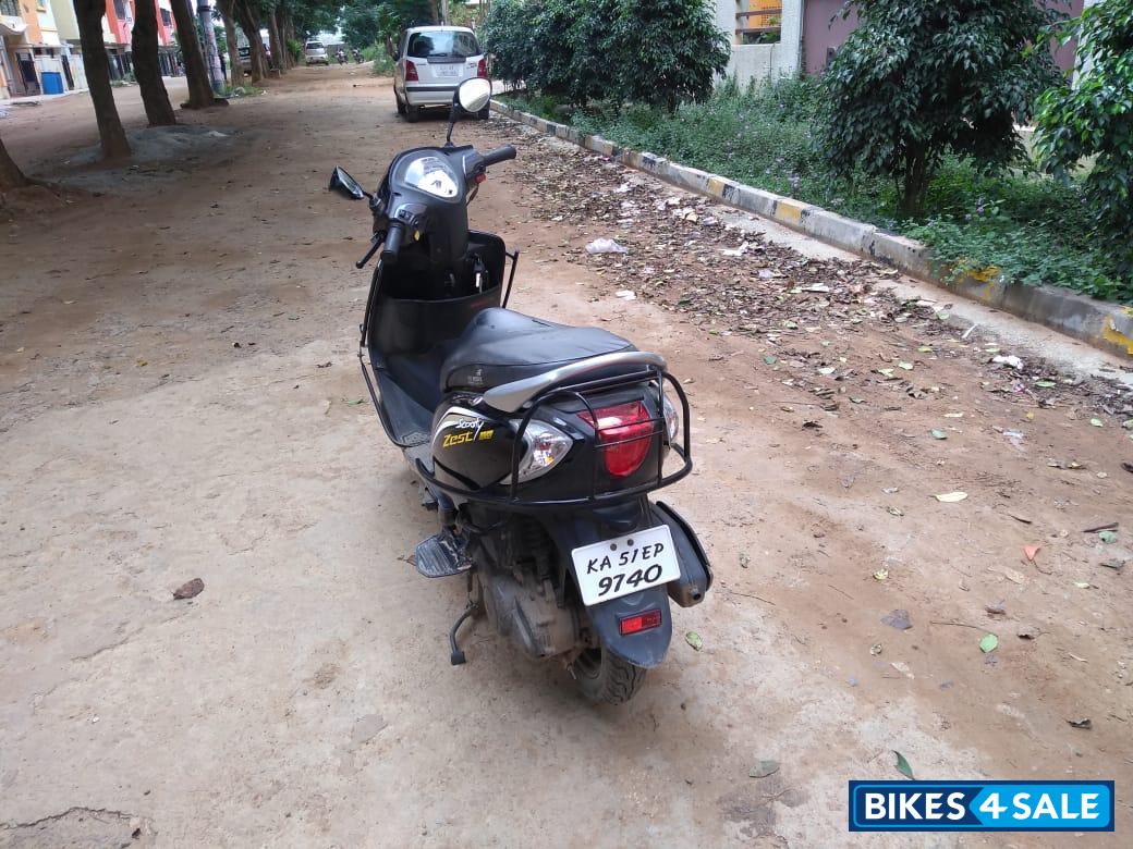 Black TVS Scooty Zest Black TVS Scooty Zest