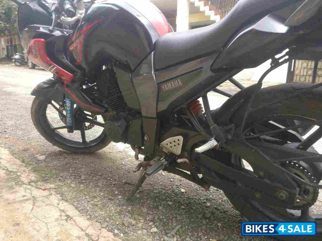 Black & Red Yamaha Fazer