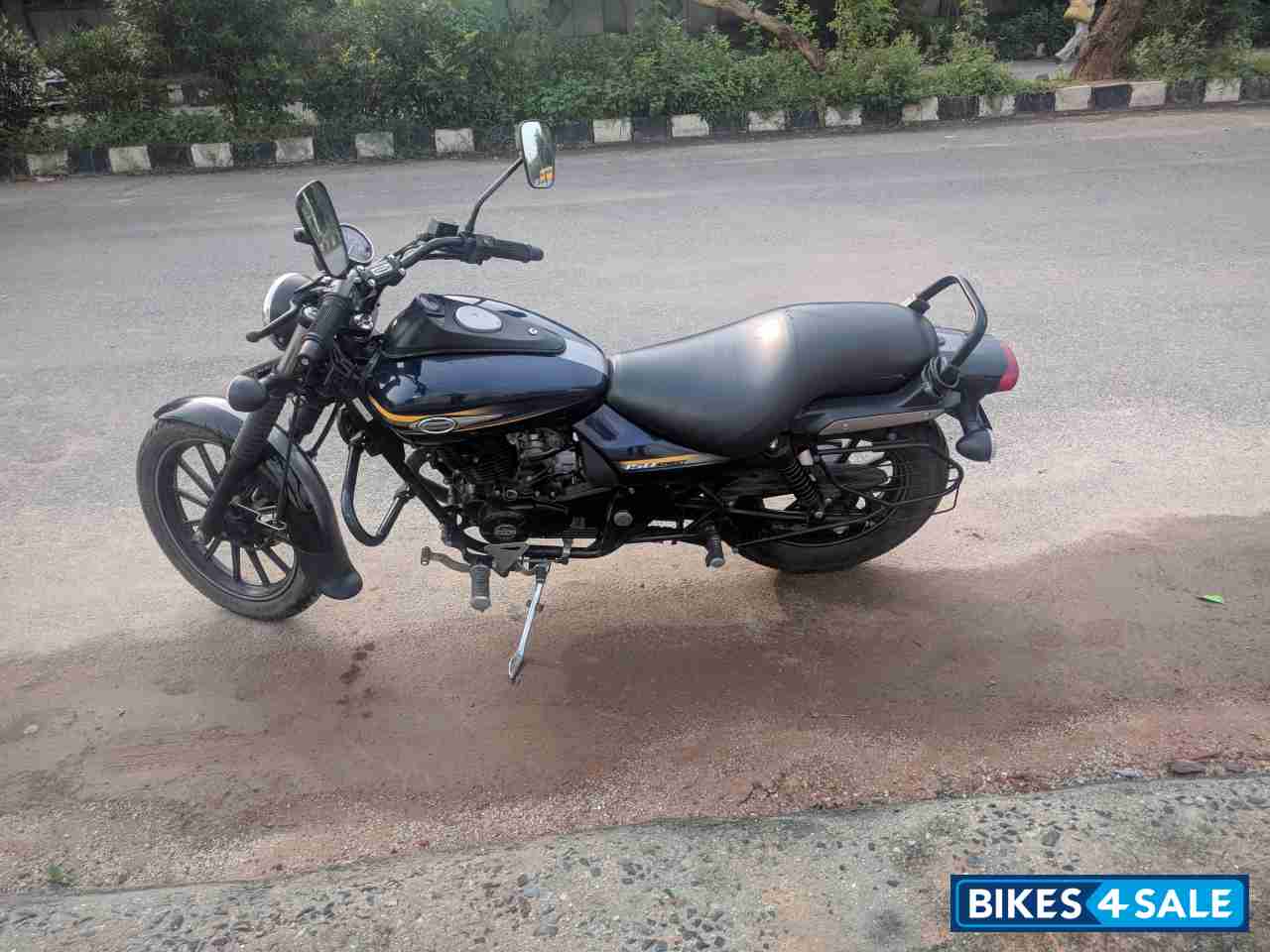 Bajaj Avenger Street 150