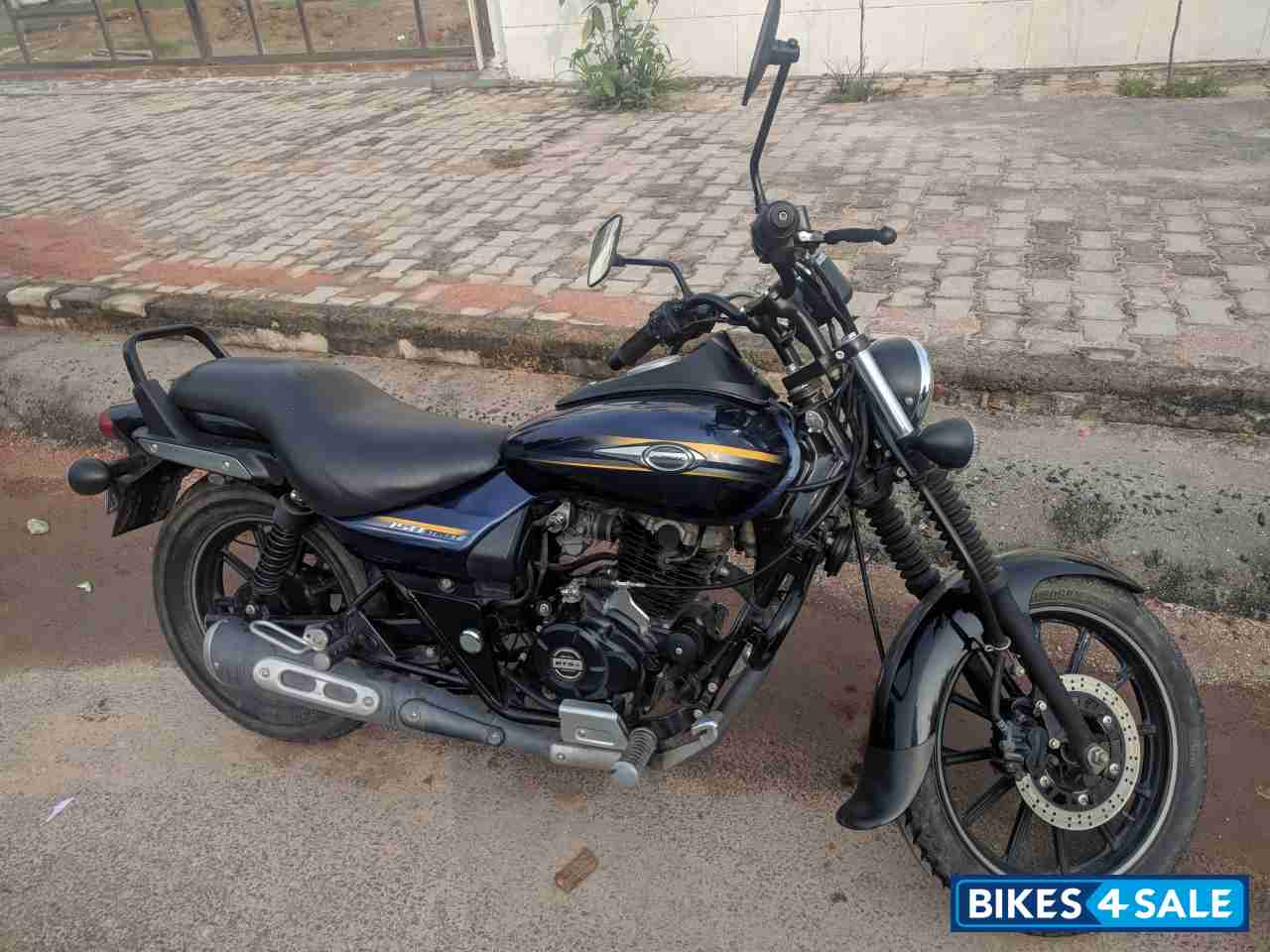 Bajaj Avenger Street 150