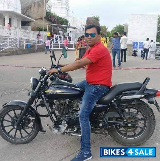 Blue Bajaj Avenger Street 150