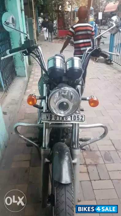 Biege Royal Enfield Thunderbird 350