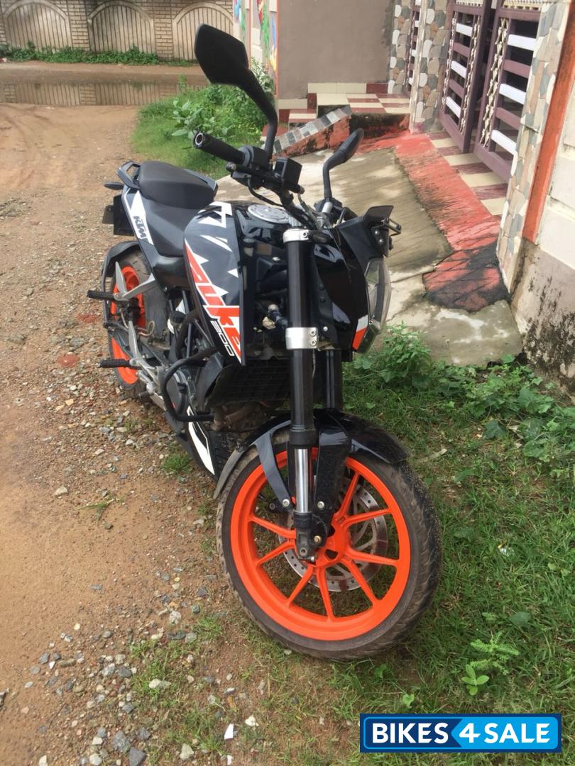 KTM Duke 200