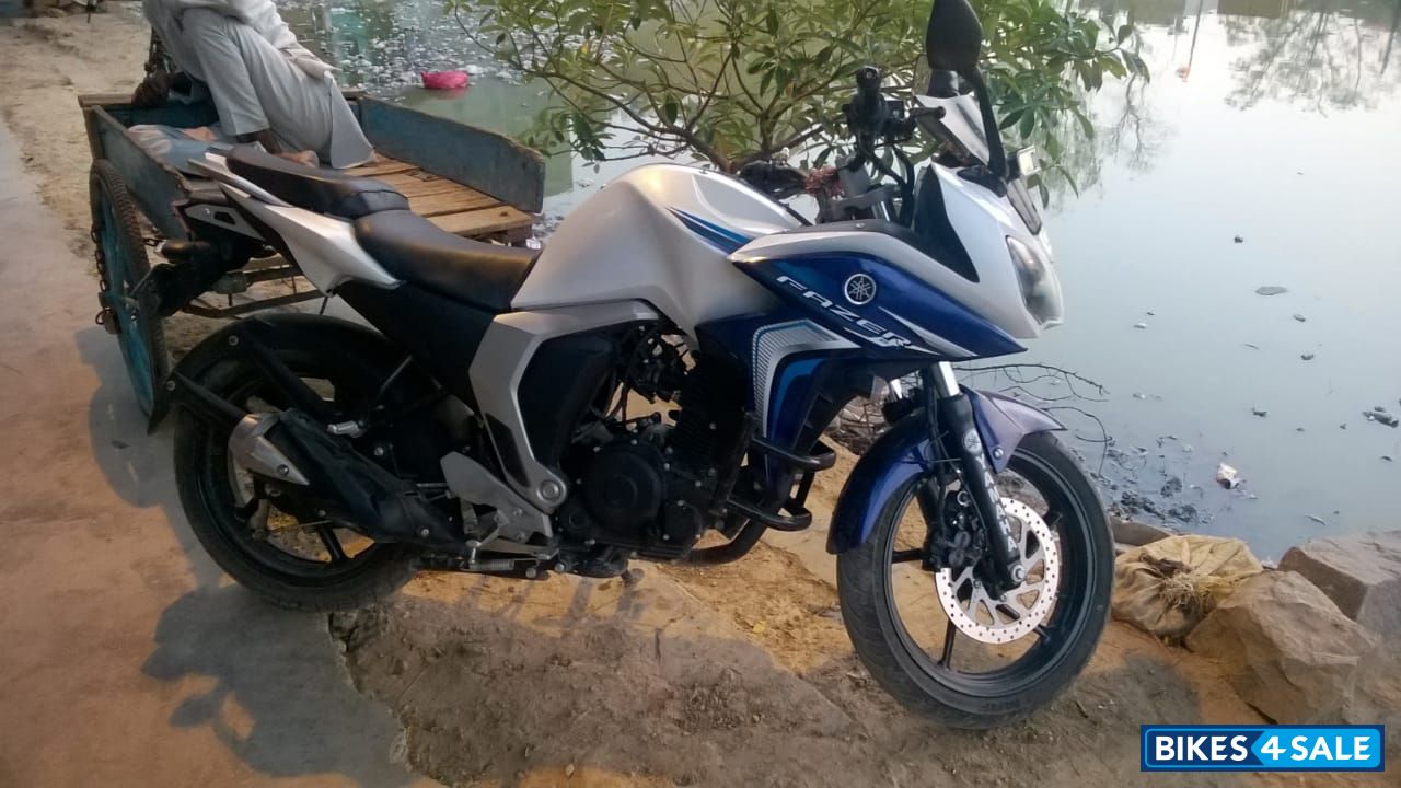 Yamaha Fazer FI V2