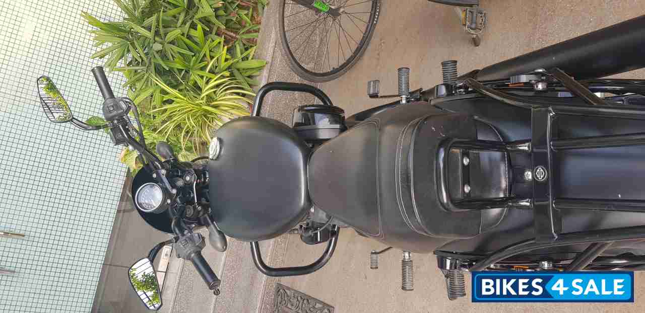 Matt Black Harley Davidson Street 750