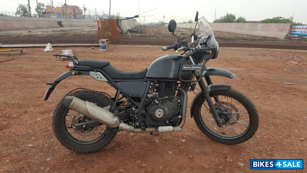 Graphite Royal Enfield Himalayan