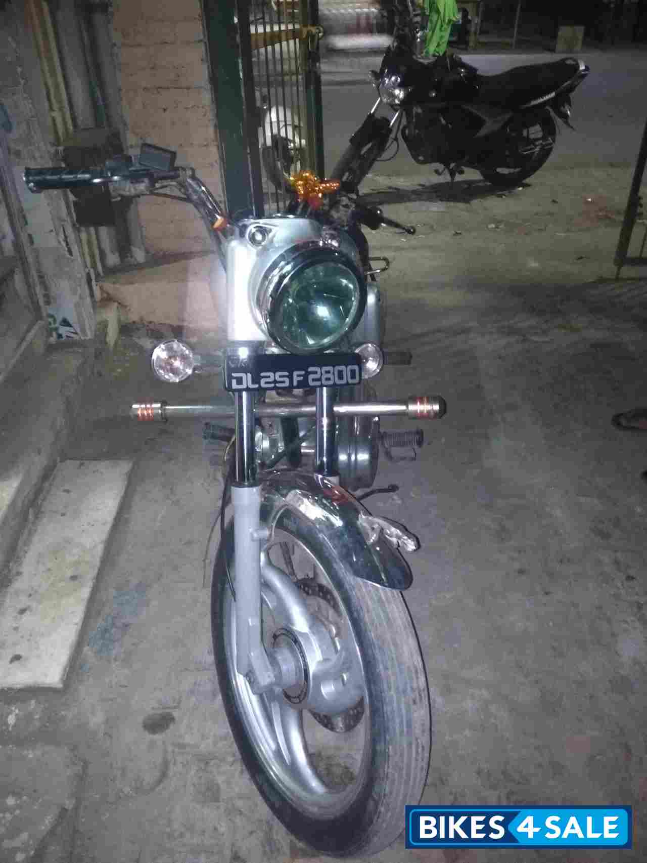Royal Enfield Bullet Standard 350 Royal Enfield Bullet Standard 350
