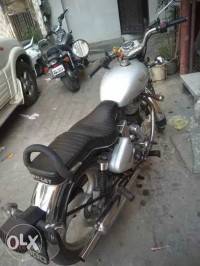 Royal Enfield Bullet Standard 350