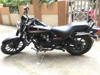 Bajaj Avenger Street 220