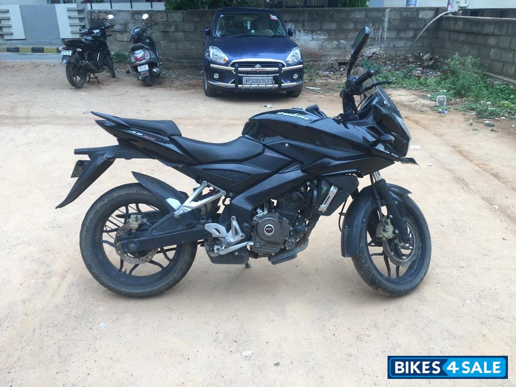 Bajaj Pulsar AS 200