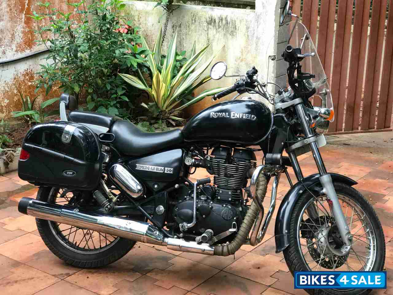 Stone Black Royal Enfield Thunderbird 500