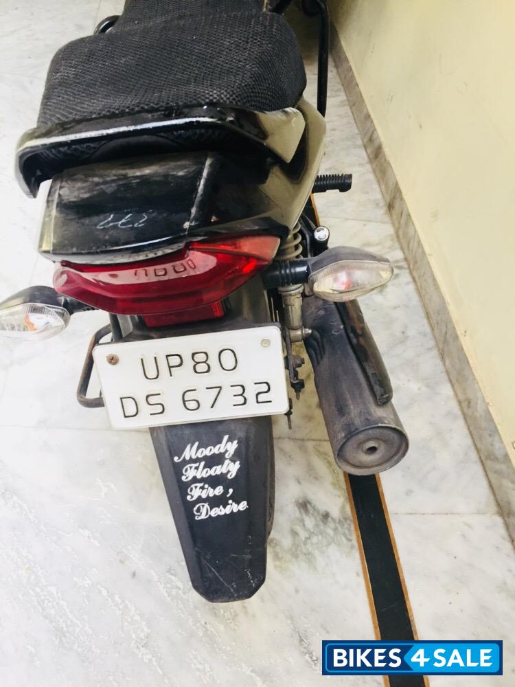 Black Honda CB Shine