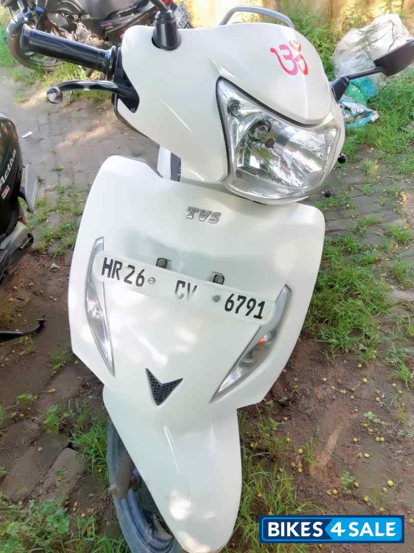 White TVS Jupiter