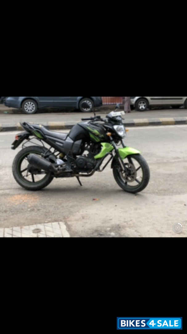 Black & Green Yamaha FZ-S