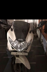 Hero Karizma ZMR 2011 Model