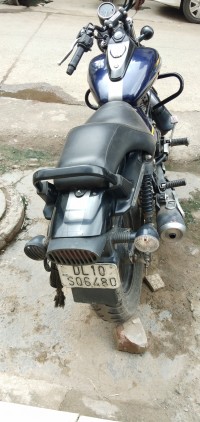 Blue Bajaj Avenger Street 150