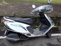 White TVS Scooty Zest