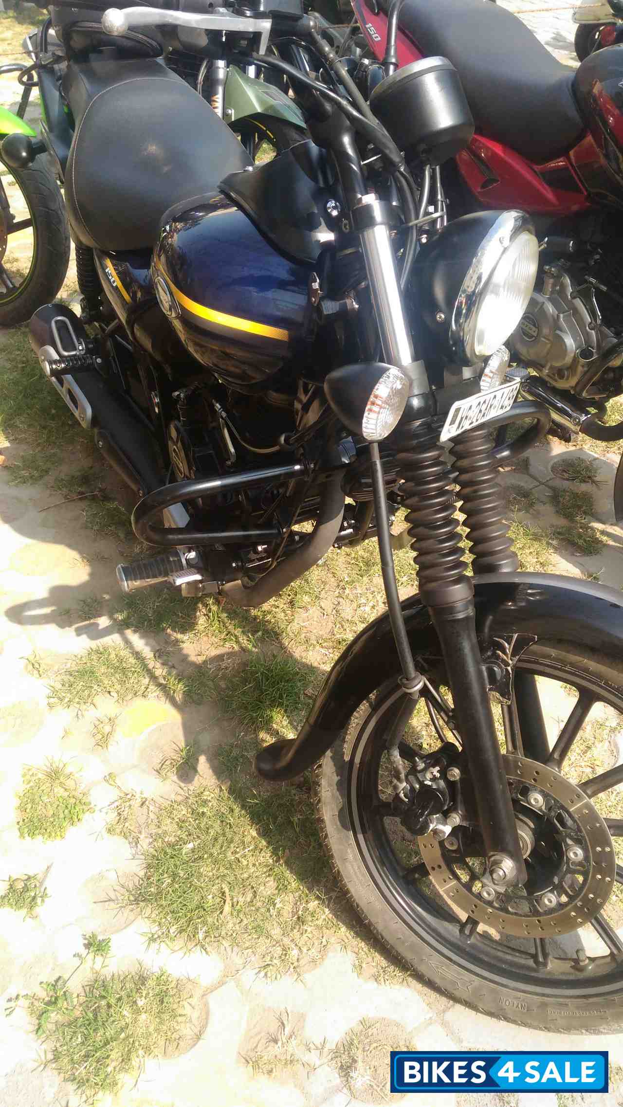 Bajaj Avenger Street 150