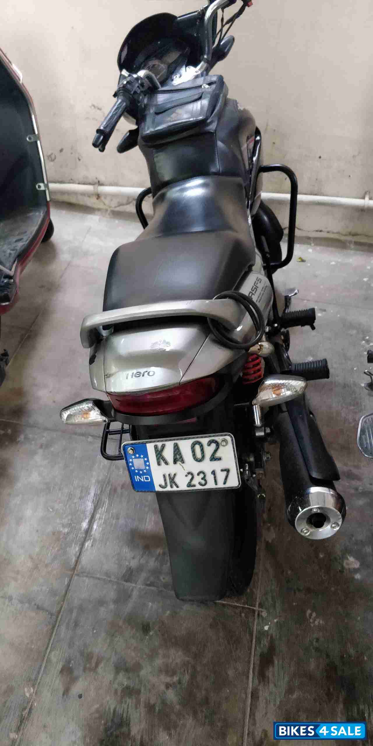 Black Hero Glamour 125 Black Hero Glamour 125