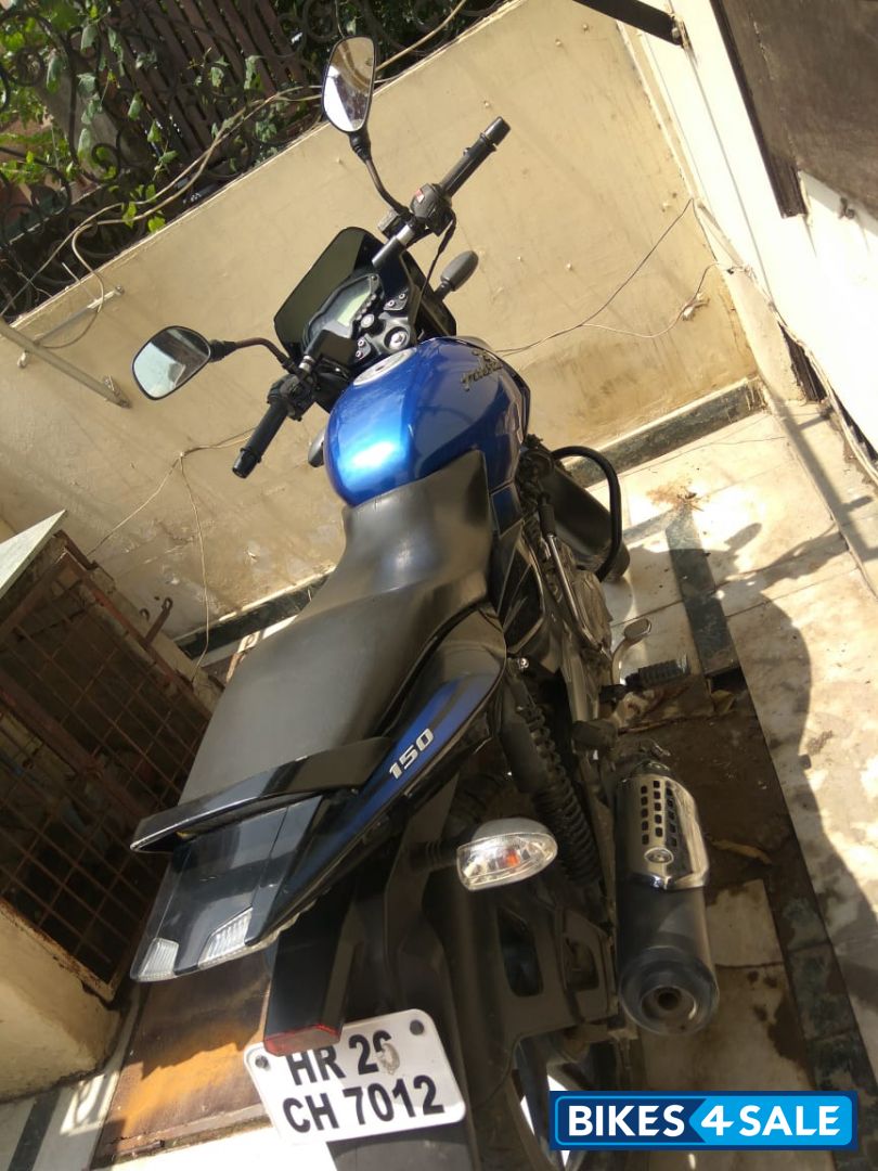 Blue Bajaj Pulsar 150 NS Blue Bajaj Pulsar 150 NS