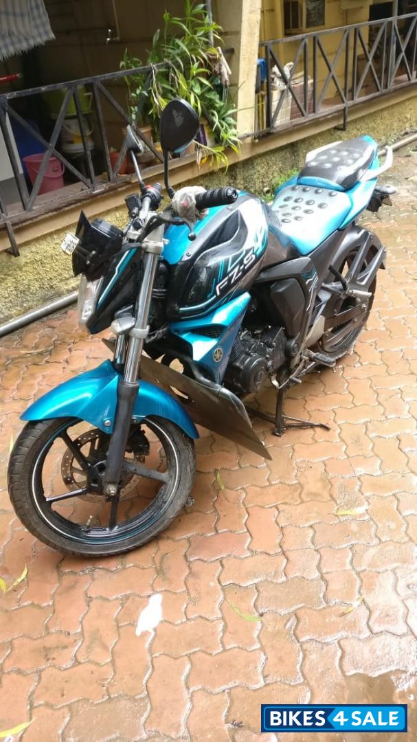 Yamaha FZ FI V2