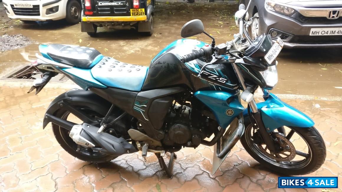 Yamaha FZ FI V2