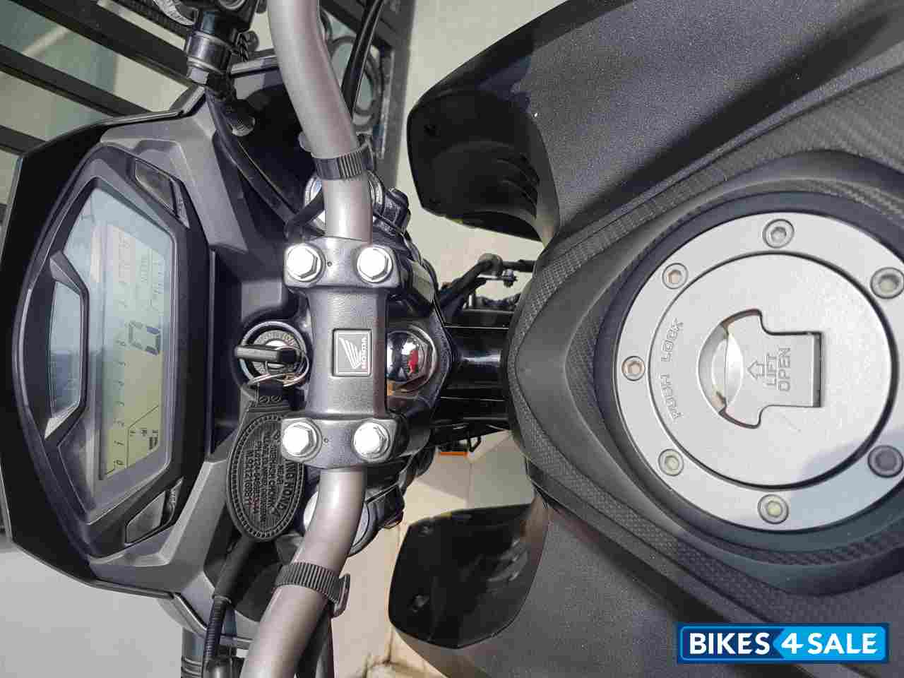 Black, Green Honda CB Hornet 160R ABS