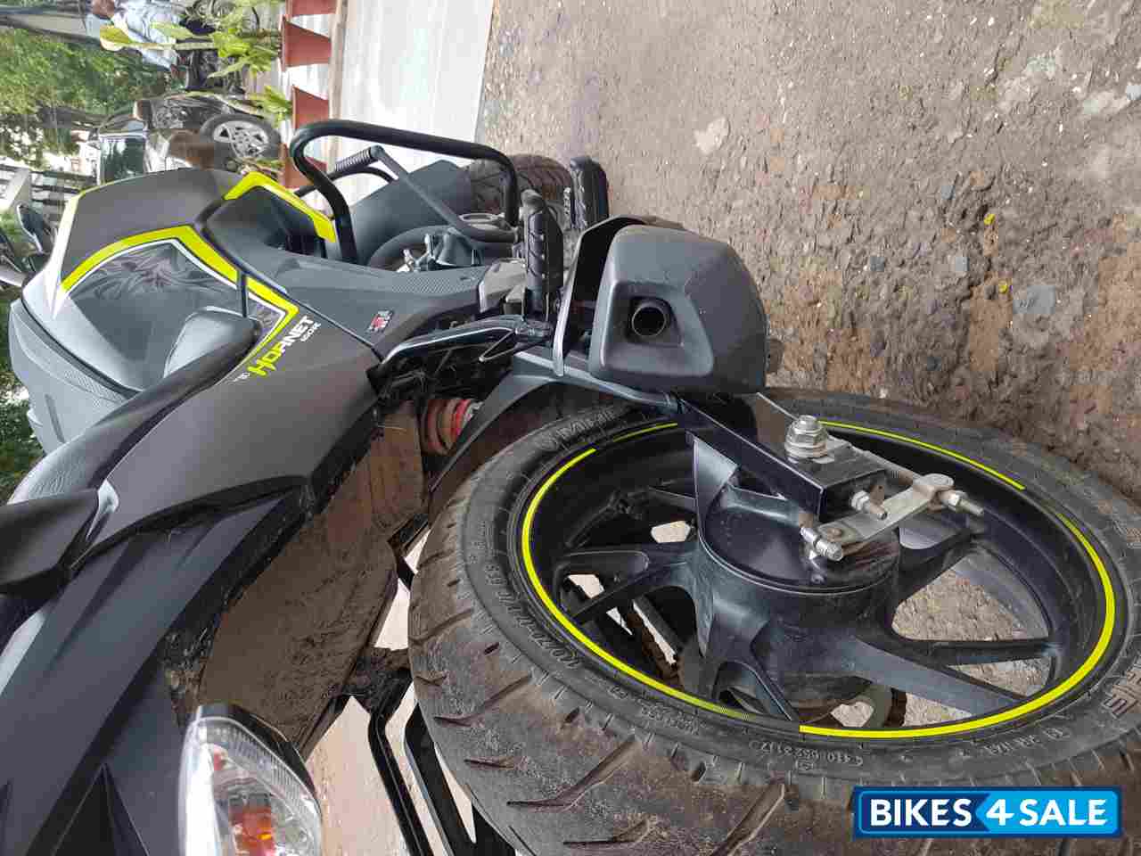 Black, Green Honda CB Hornet 160R ABS