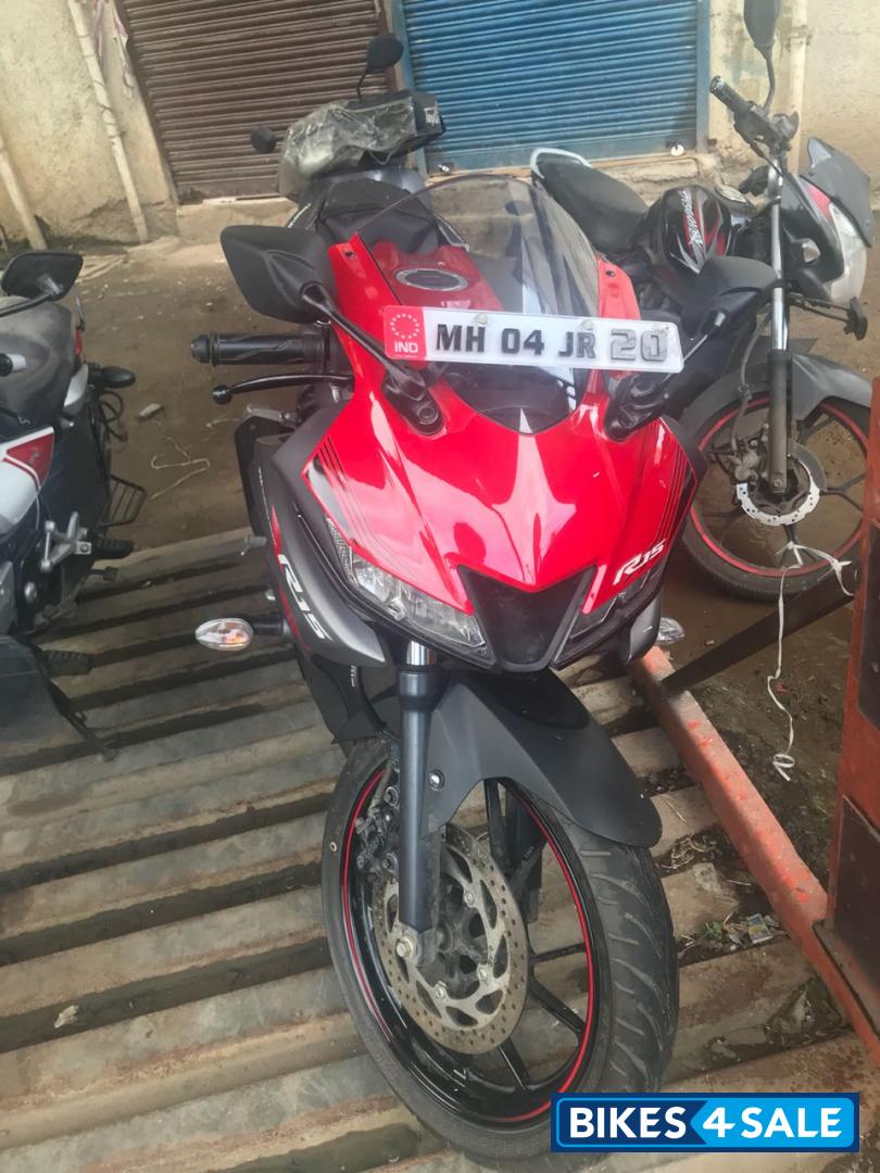 Thunder Grey + Red Yamaha YZF R15 V3 Thunder Grey + Red Yamaha YZF R15 V3