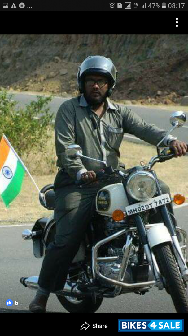 White. Ash Royal Enfield Classic 350