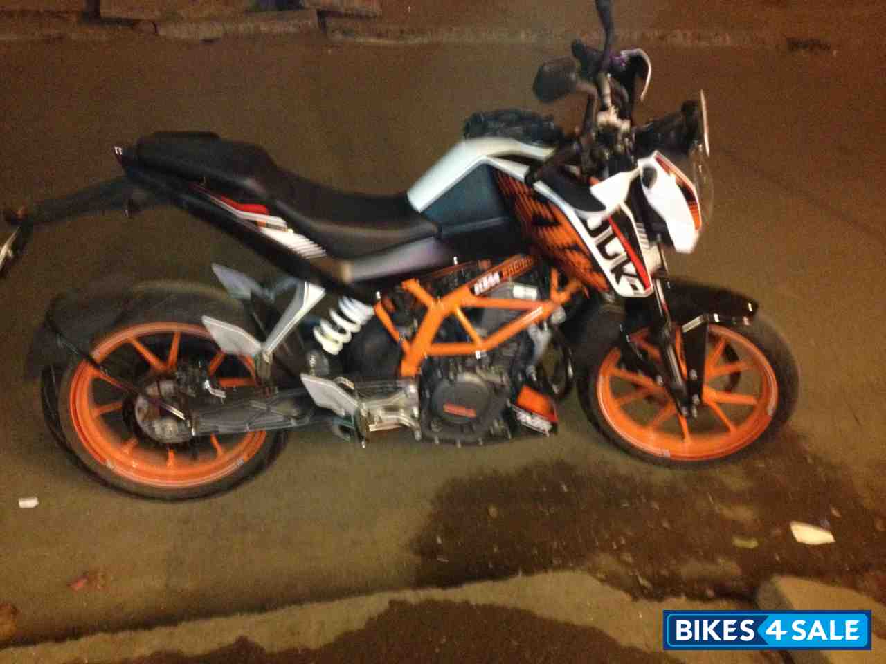 KTM Duke 390