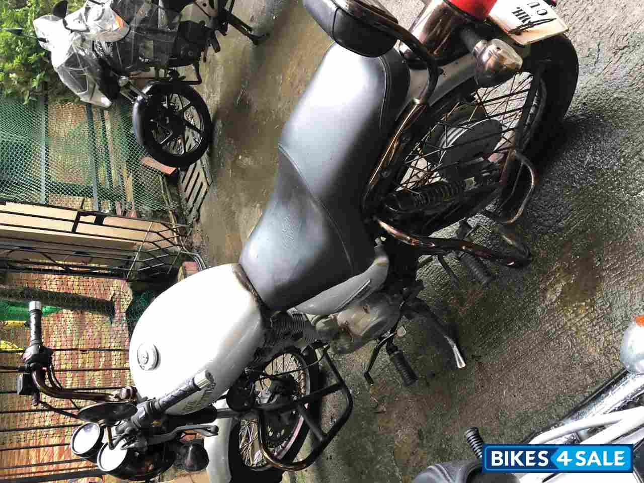 Royal Enfield Thunderbird