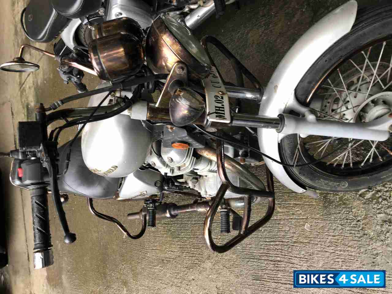 Royal Enfield Thunderbird