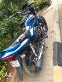 Athletic Blue Metallic Honda CB Shine