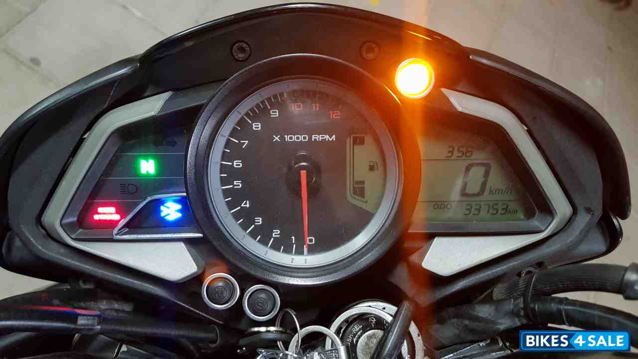 Bajaj Pulsar 200 NS