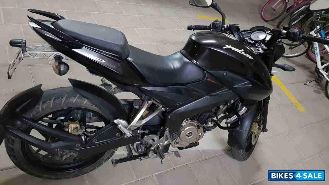 Bajaj Pulsar 200 NS