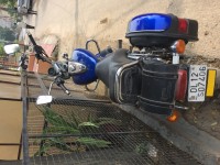 Blue Bajaj Avenger 220 DTS-i